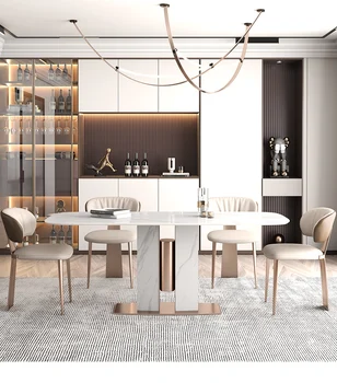 Luxusný jedálenský stôl, moderný a minimalistický obývacia izba, high-end obdĺžnikový taliansky jedálenský stôl a stoličky zmes