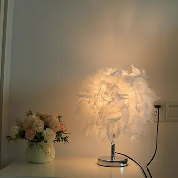 Pierko Nočné Svetlo Diaľkové Ovládanie stolná Lampa Tvorivé Pierko Tienidlo pre Svadobné Obývacej Izby, Spálne Dekorácie