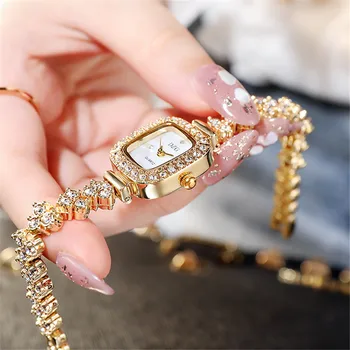 Rose gold crystal Náramok Ženy Hodinky Luxusné Módne Nehrdzavejúcej Ocele Dámske náramkové hodinky Quartz Jednoduchá Malá Žena Hodiny