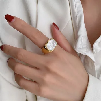 Vysoko Kvalitnej Nerezovej Ocele Námestie Biela / Čierna Shell Prstene pre Ženy Módne Retro 18K Zlatom Krúžok Príslušenstvo Šperky